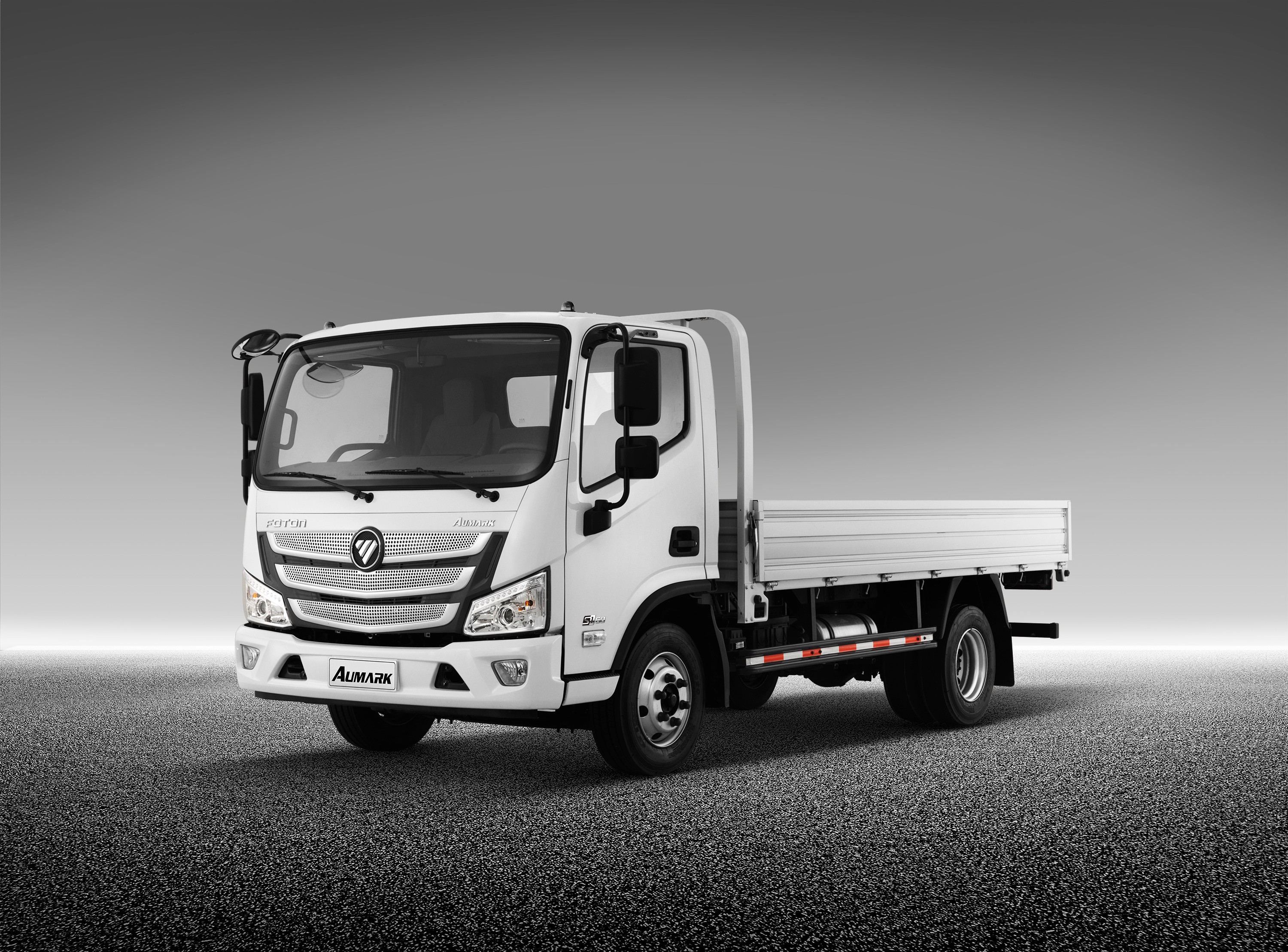 Aumark 12 Ton Light Duty Truck Chassis 4X2
