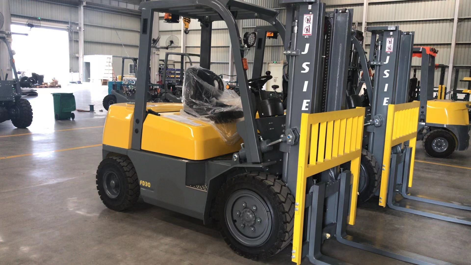 JSIE forklift 2