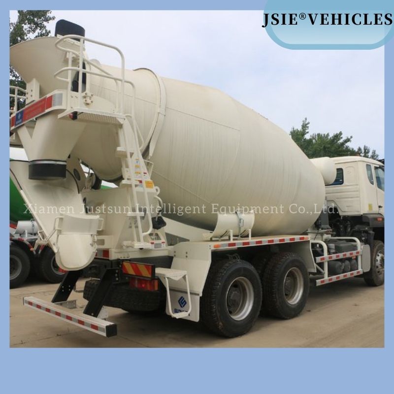 Sinotruk HOWO 6X4 9m3 Concrete Mixer Truck