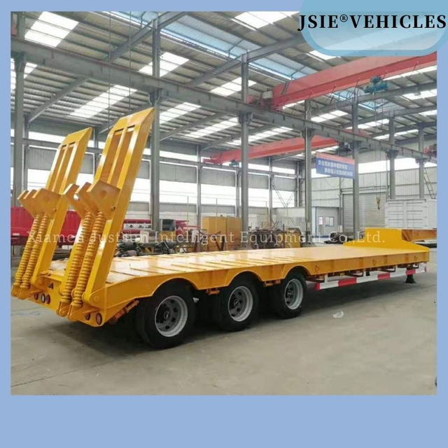 3 Axles Customized Heavy Duty Lowbed Semi Trailer