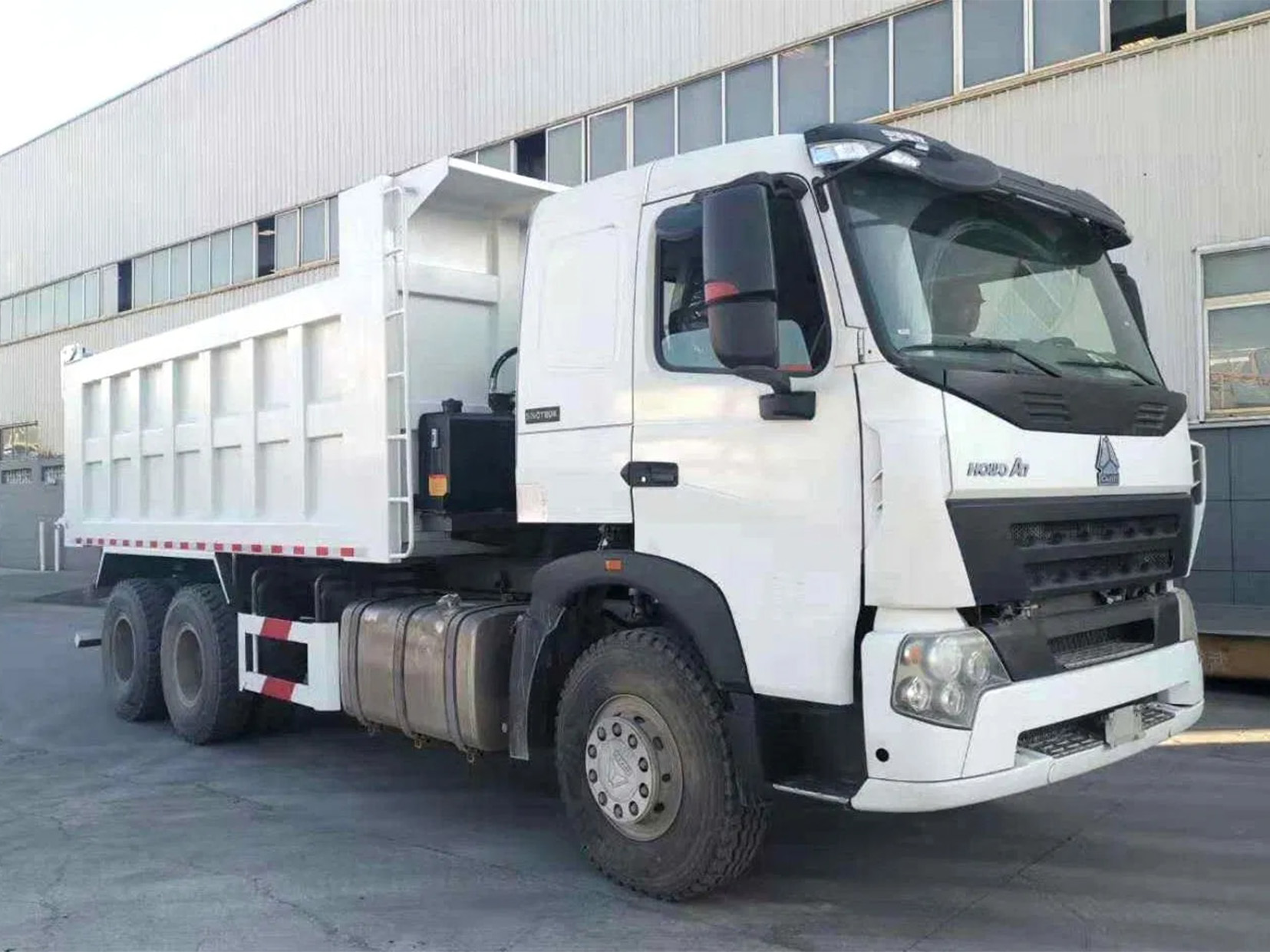 未标题-2_0002_6X4 heavy duty dump truck(3)