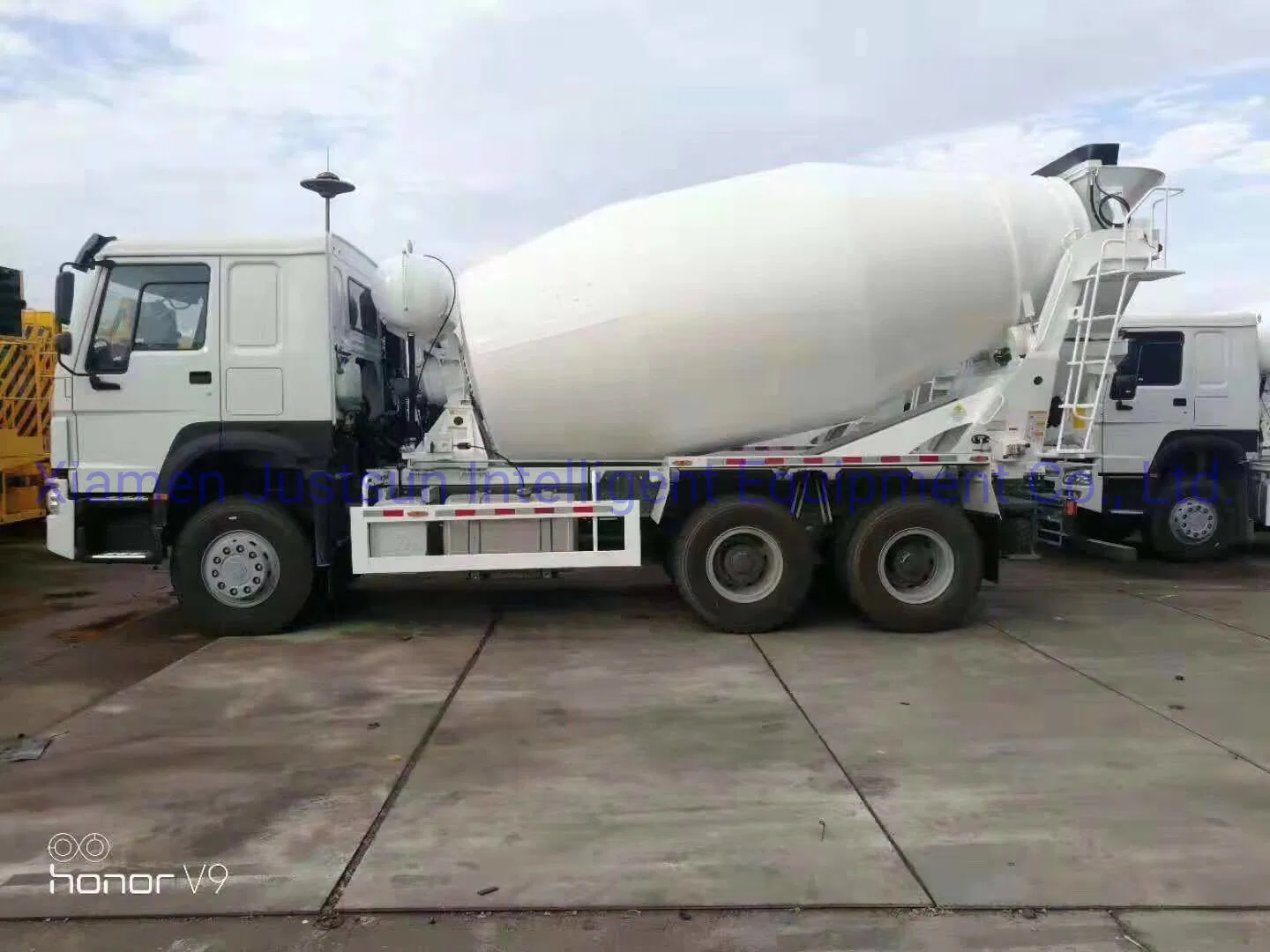 9m3 concrete mixer truck(2)