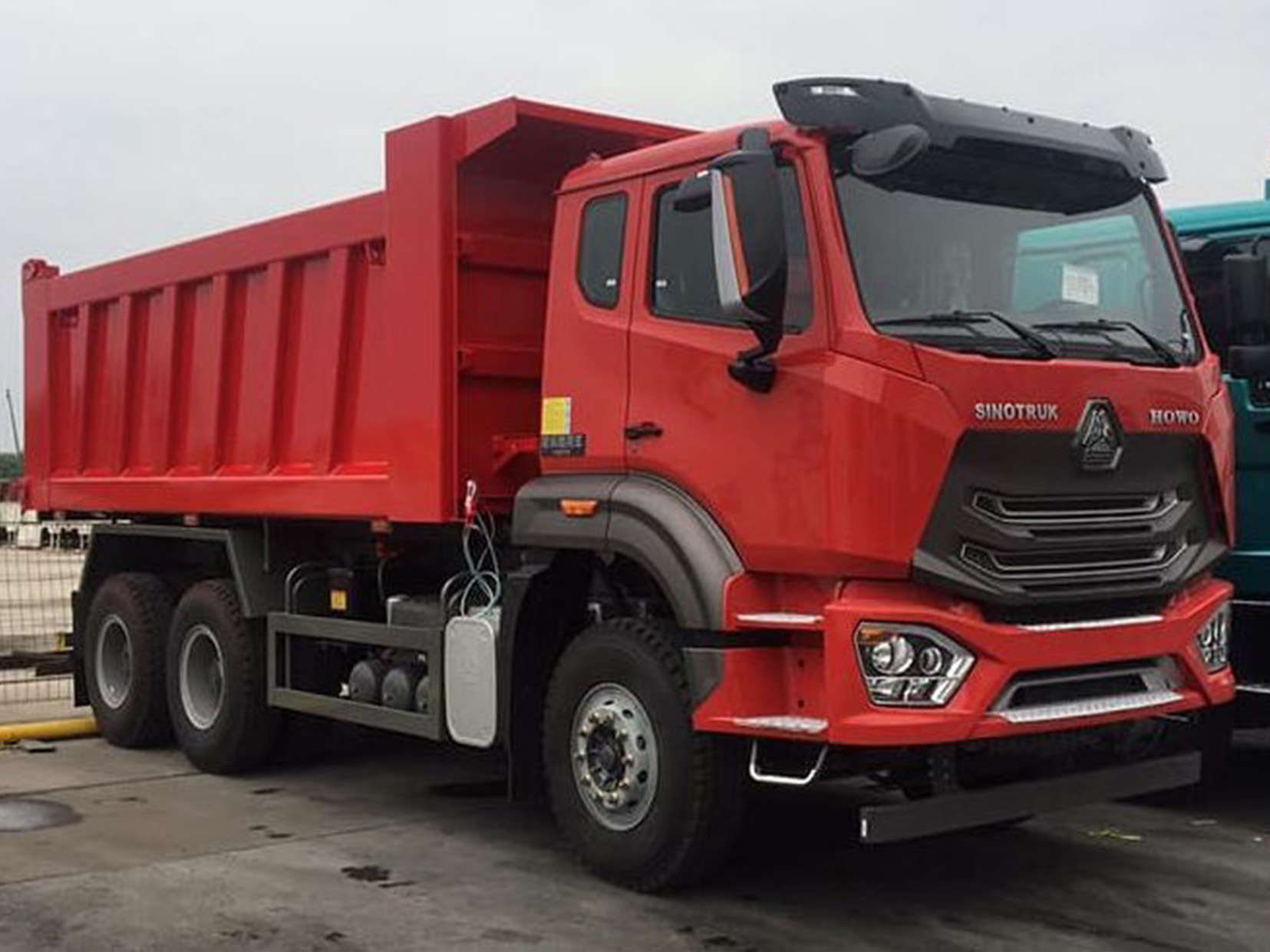 1_0002_6X4heavy duty dump truck(1).jpg