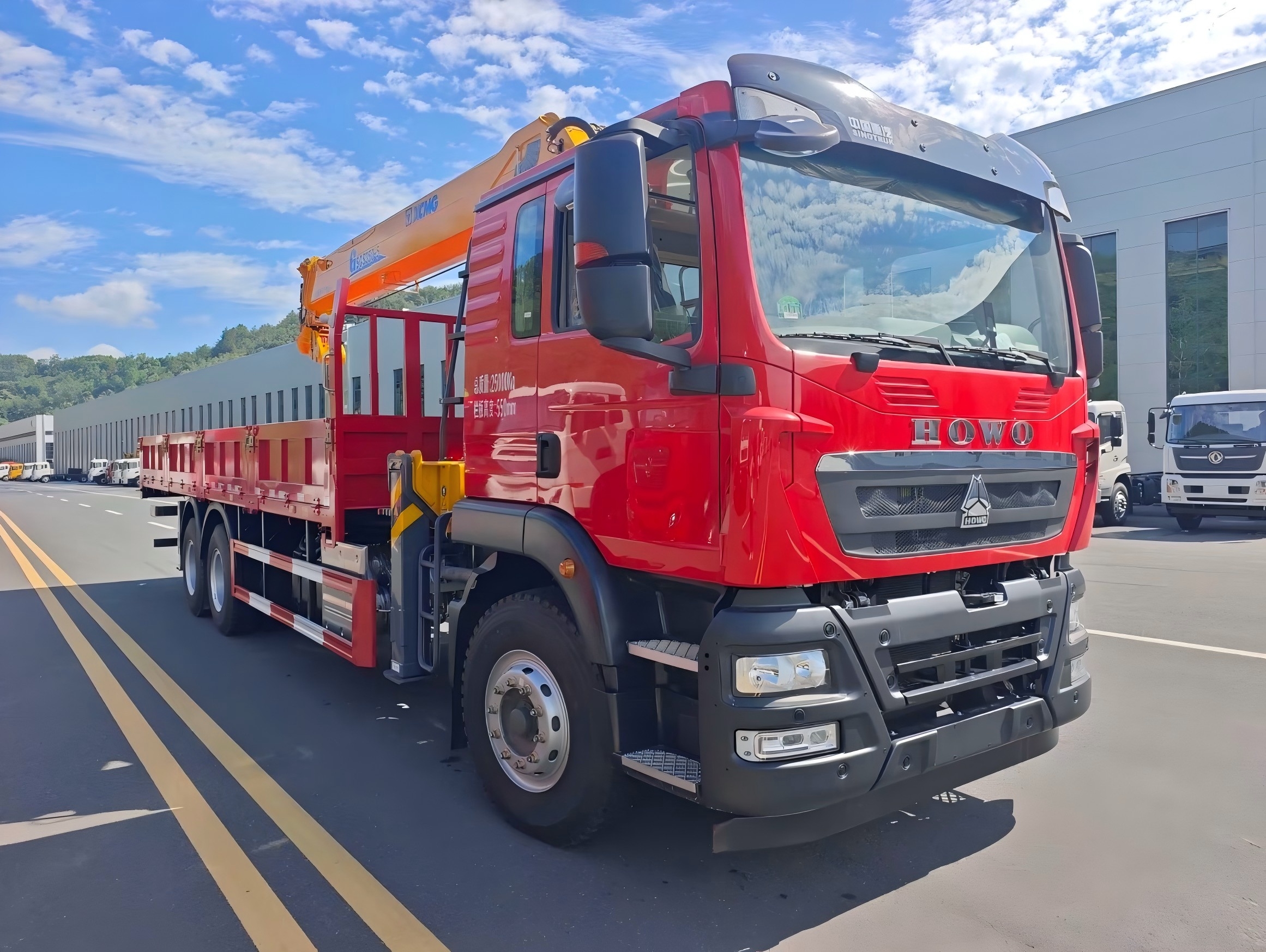 16 Ton XCMG Crane Truck – Sinotruk HOWO TX Chassis – Ready for Shipping