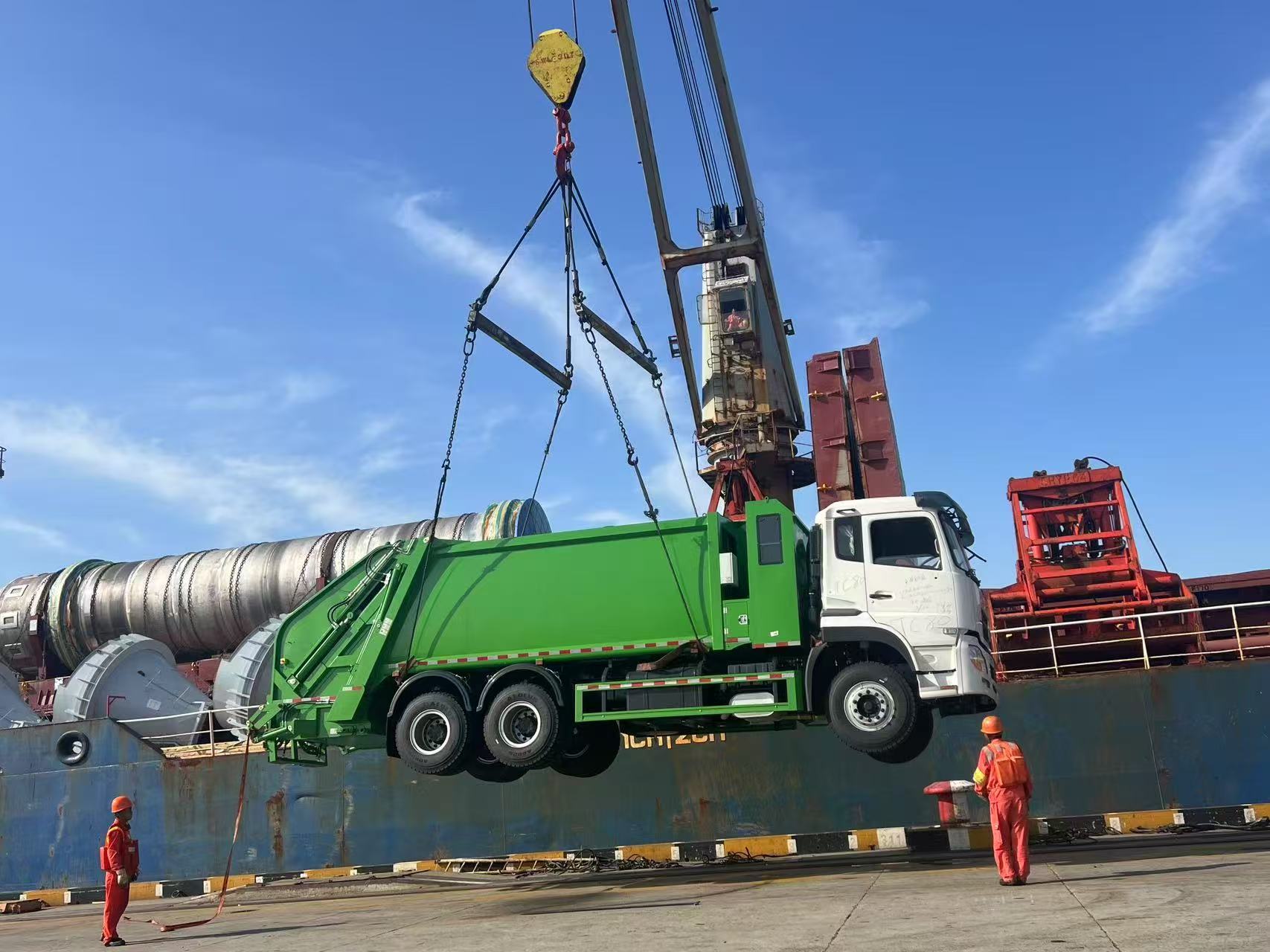 Garbage Compactor Truck ready for shipping
