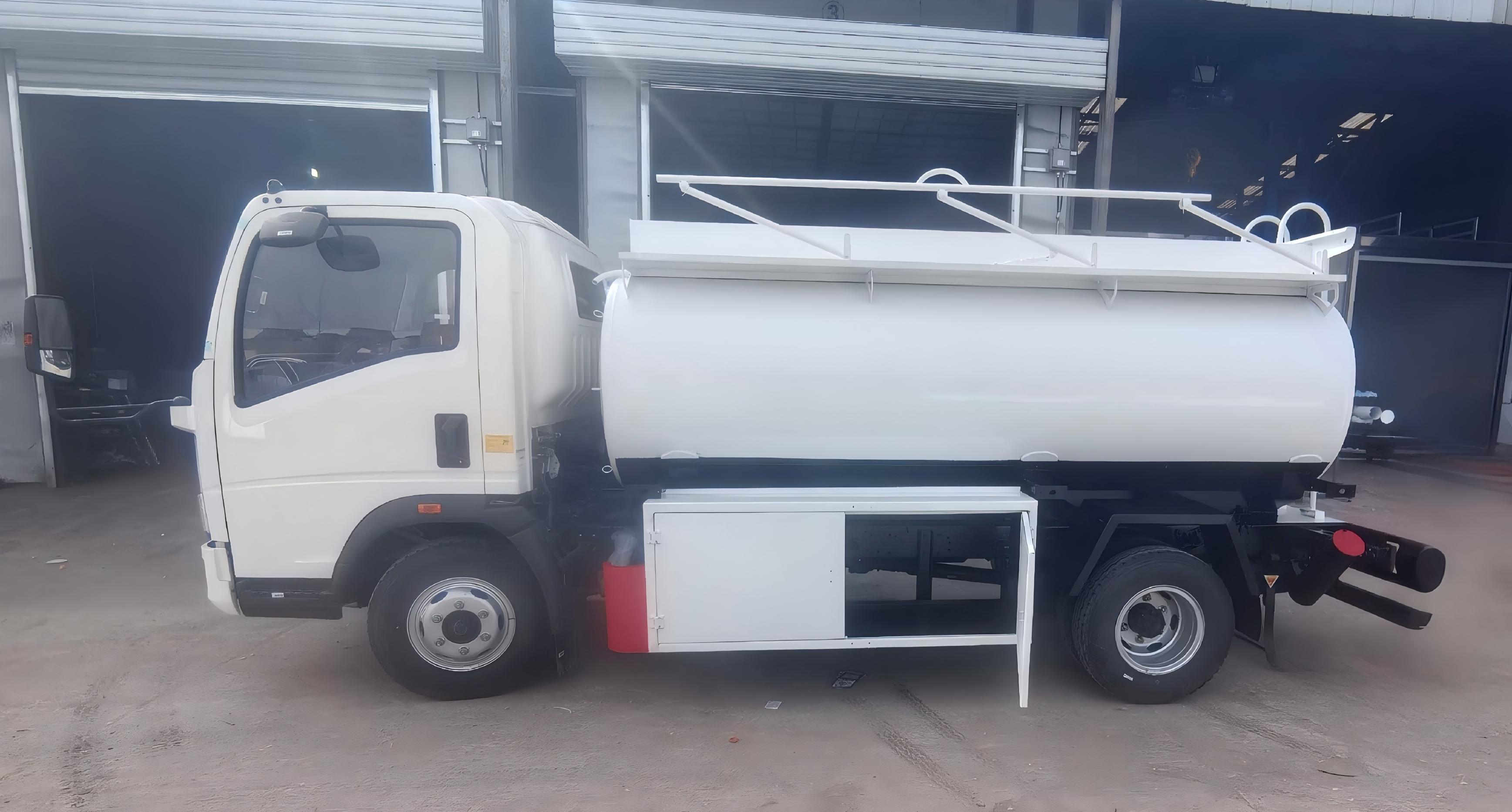6cbm 加油车.jpg