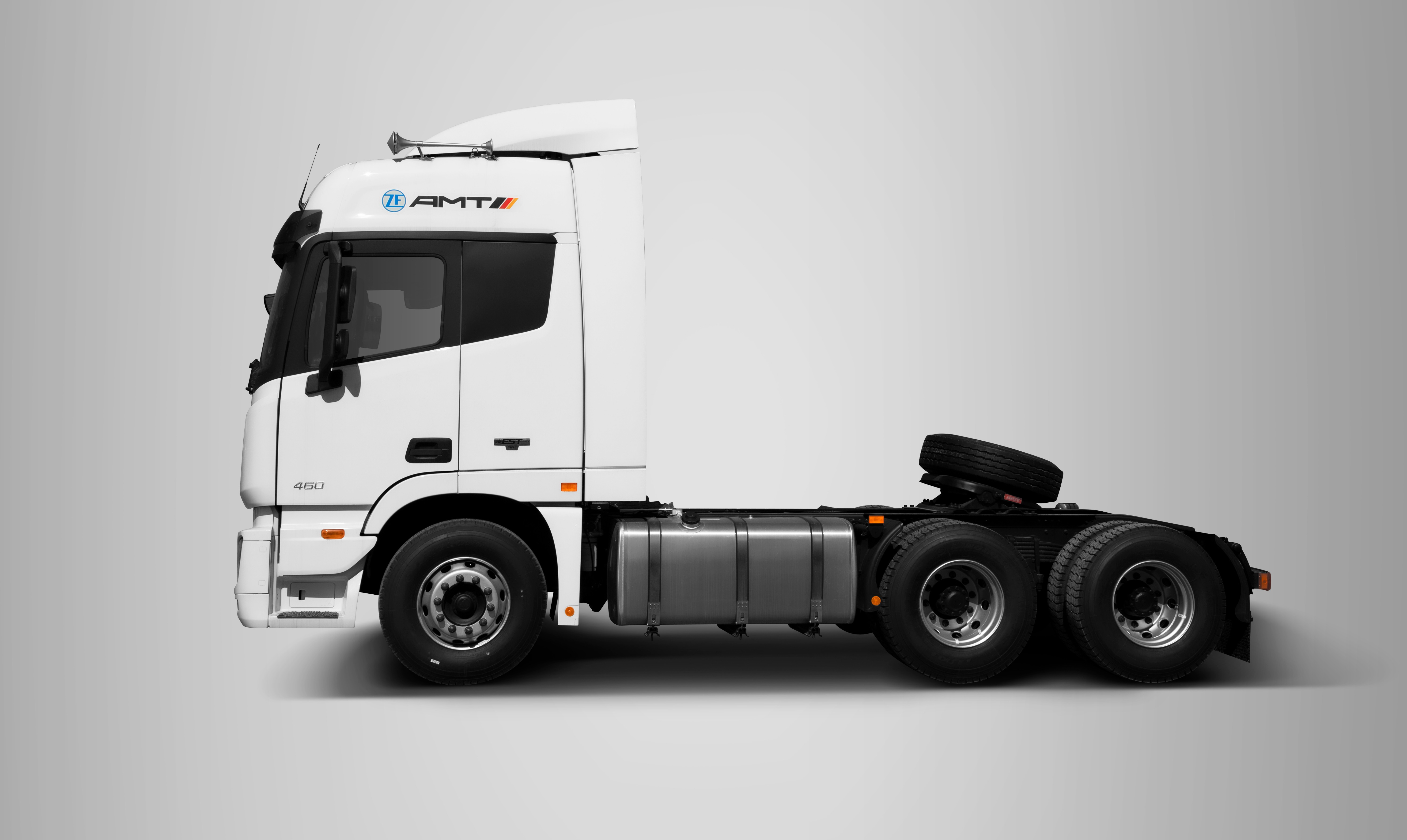 Auman 6&times;4 560HP Tractor Truck